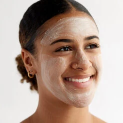 Kerafole -Yogaye Ventas 1080x1080 PDP Kerafole model