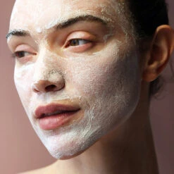 Pumice Peel -Yogaye Ventas PDP pumice peel model 2