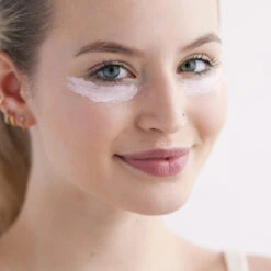 Radiance Rescue 11 Radiance Rescue -Yogaye Ventas Radiance Rescue Eyes model