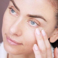 Vc10 Eye Bright Contour -Yogaye Ventas vc10 eye bright countour application